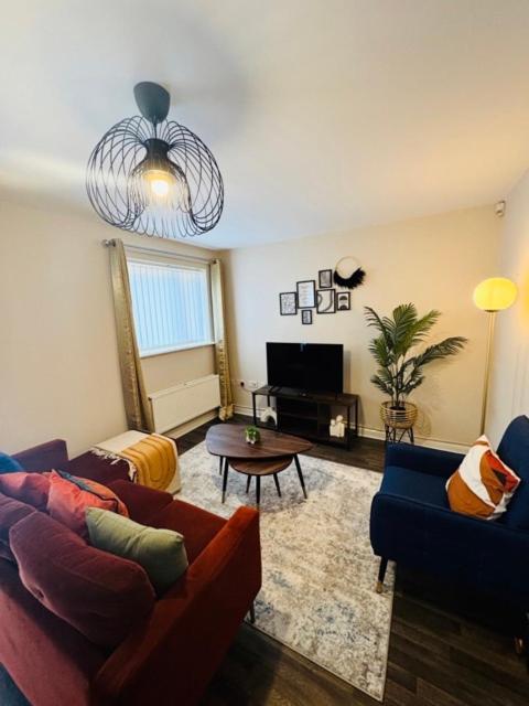 Guest house Modern Rooms In 4-Bed House - Walking Distance To Coop Live ,Etihad, Ancoats And City Centre
